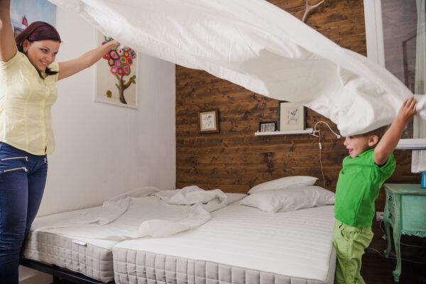 Colchones de espuma: Guía completa para elegir el ideal según tu peso y posición.