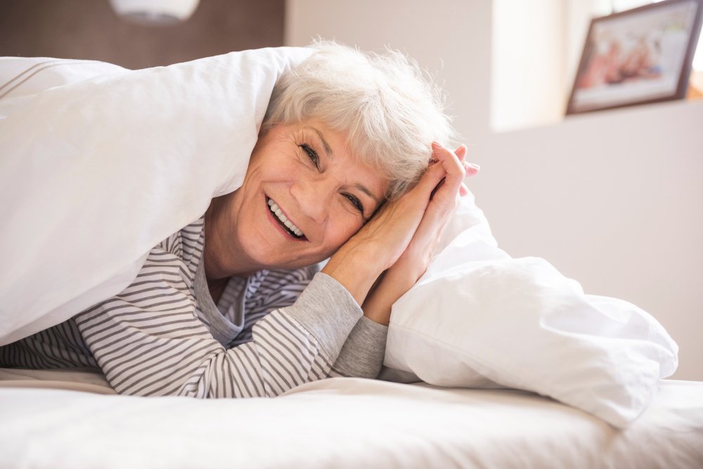 Adiós a la rigidez matutina: La tecnología en colchones más recomendada para adultos mayores